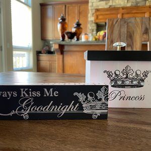 "Kiss Me Goodnight" Box & Sign